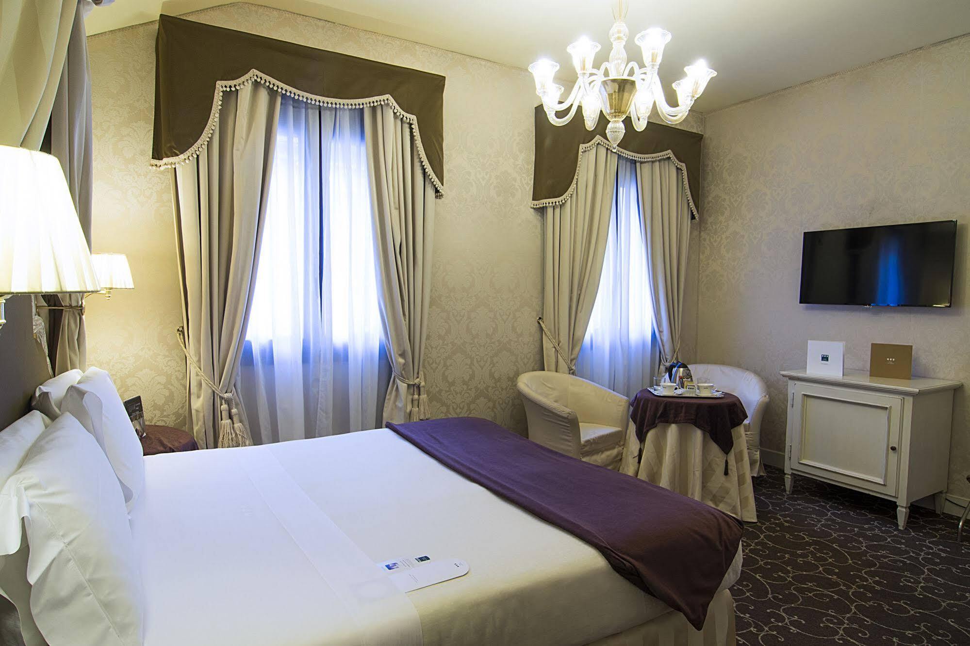 Maison | Esperienze Hotel 4*